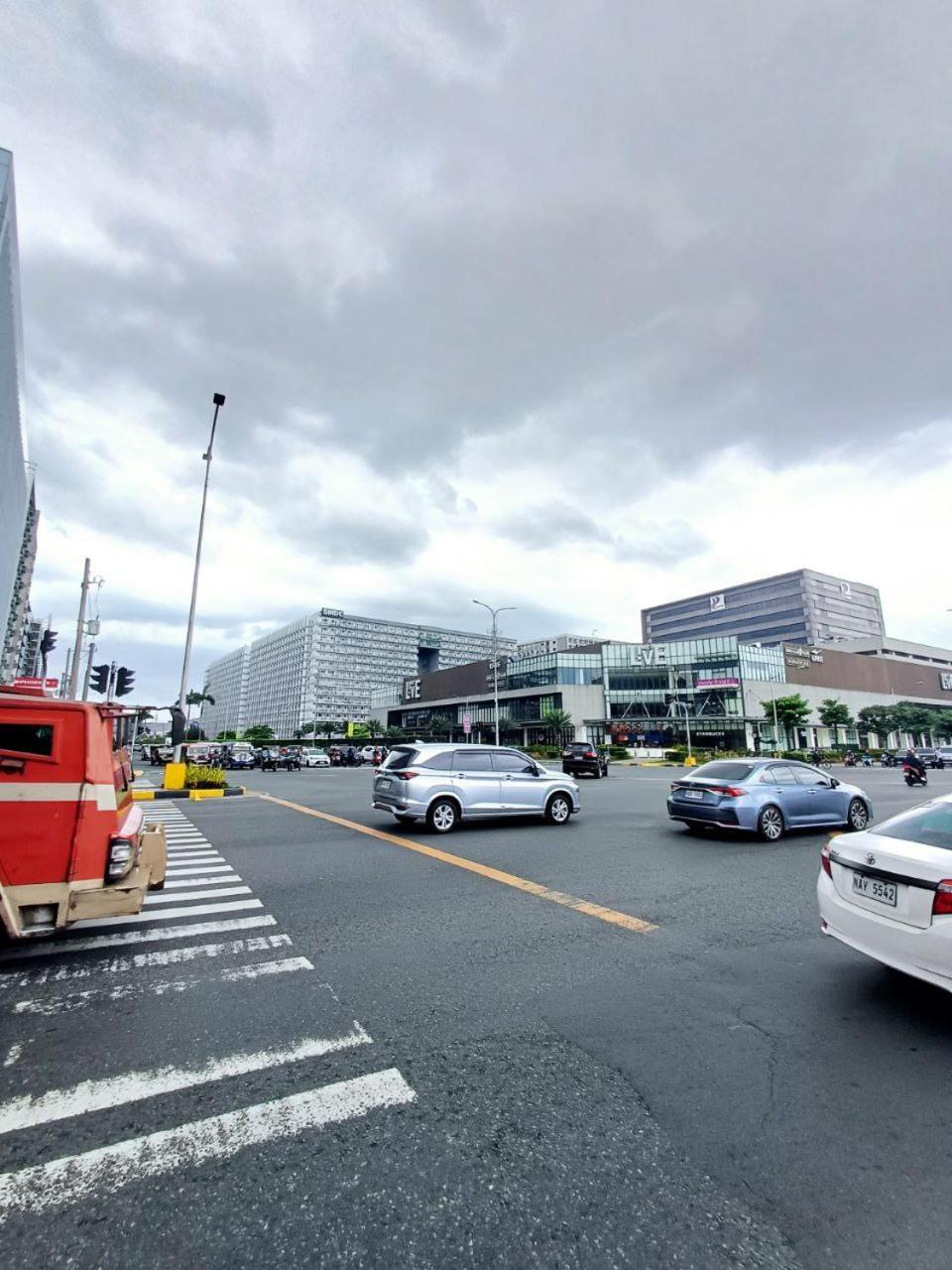 Pasay Daily Rent Near Naia Airport And Mall Of Hotel Manila
